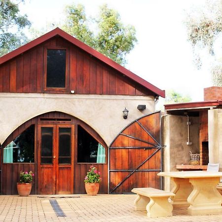 Outback Cellar & Country Cottage Dubbo Exterior foto